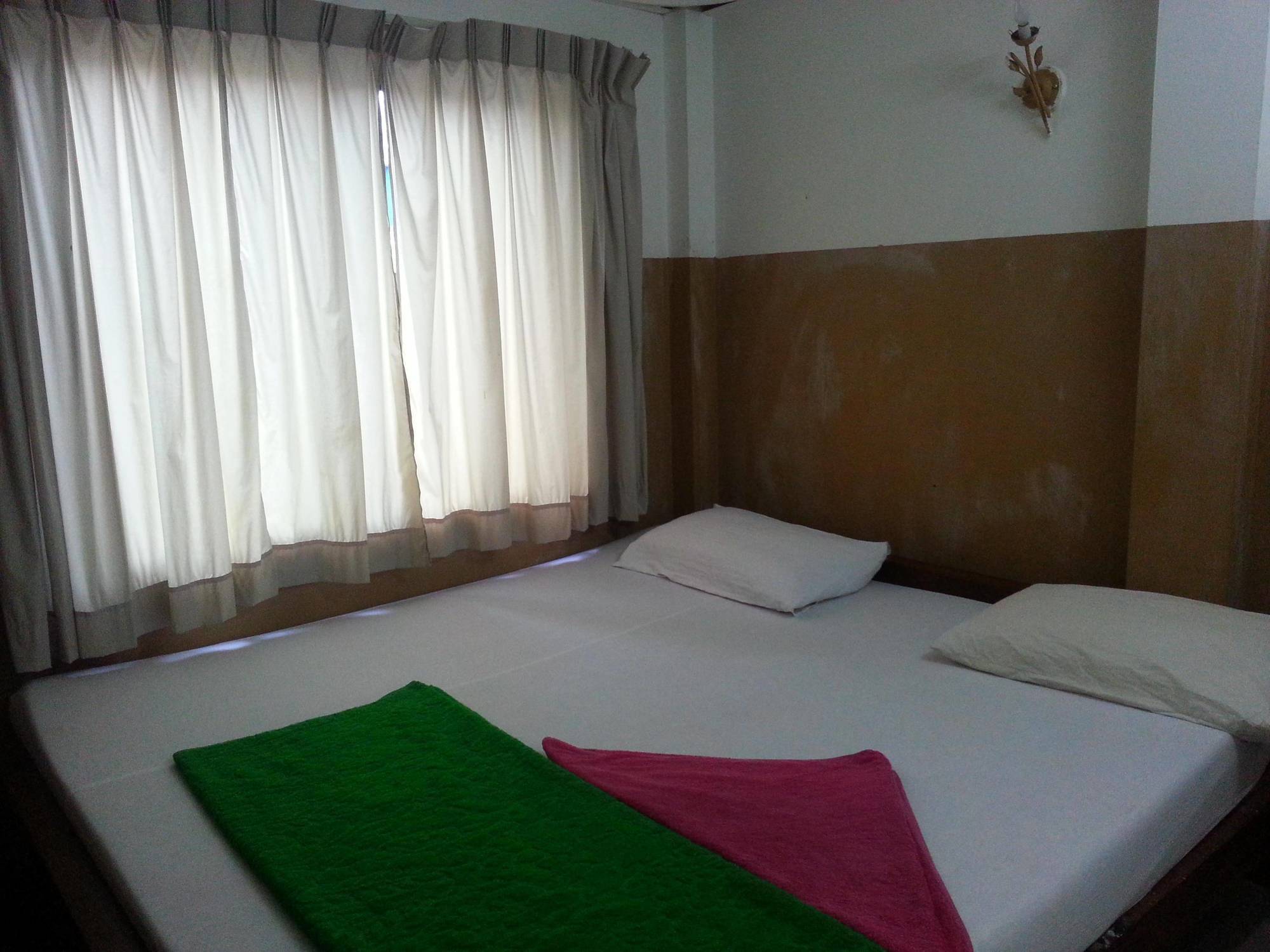 Grand View Guesthouse Phnom Penh Exterior photo